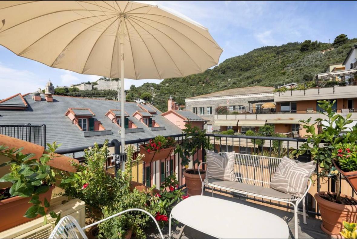 Suite 24 ปอร์โตเวเนเร ภายนอก รูปภาพ